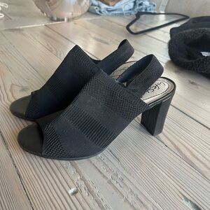 Stylish Black Heeled Sandals